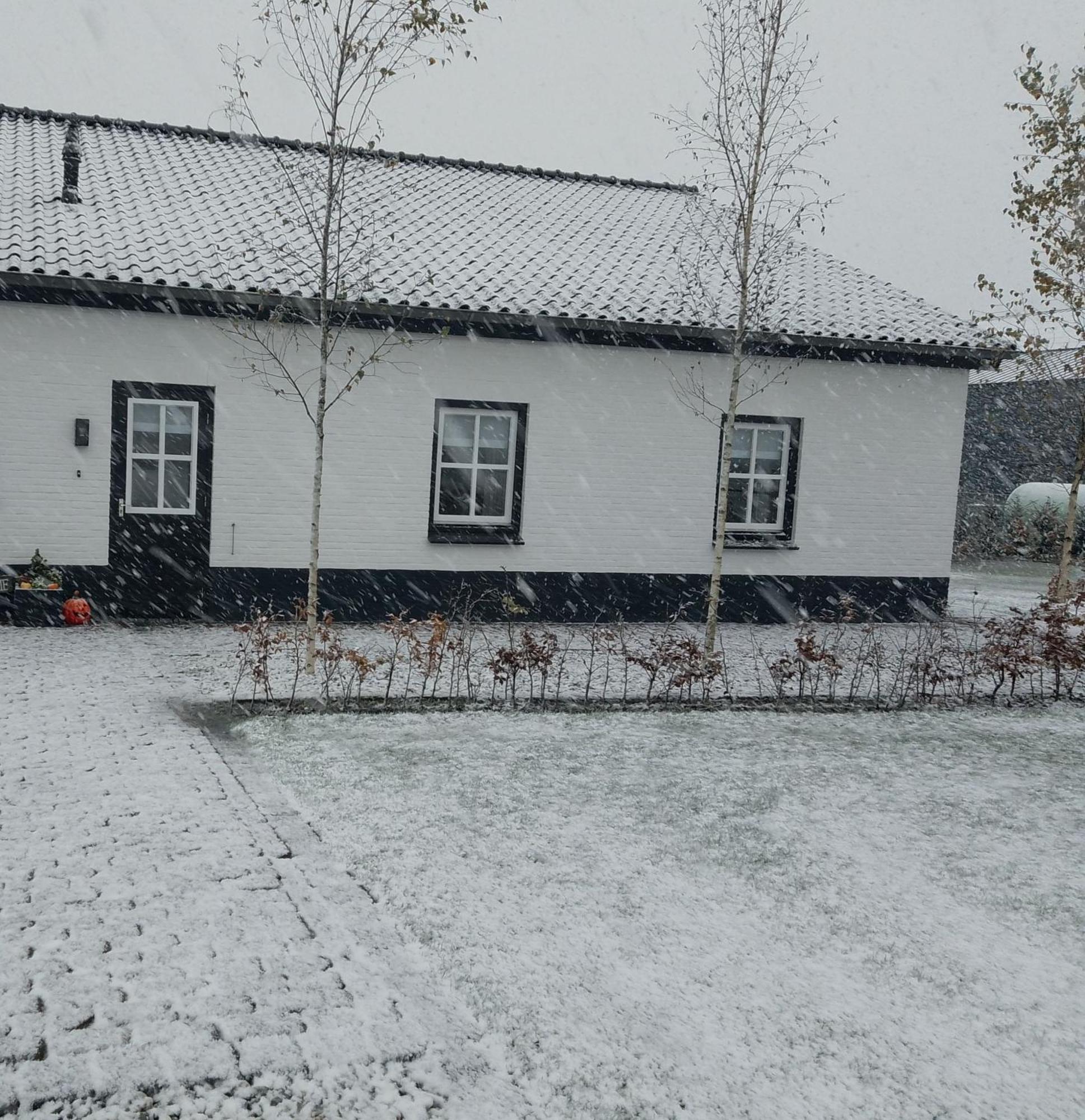 Ut Witte Huisje Venhorst Buitenkant foto